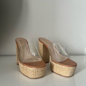Miss Lola Platform Sandal